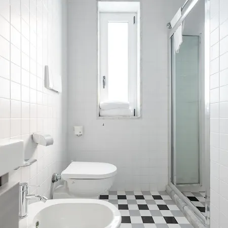 Szálloda Lo Scoglio 3*