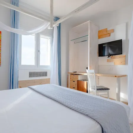 Lo Scoglio Porto Cesareo